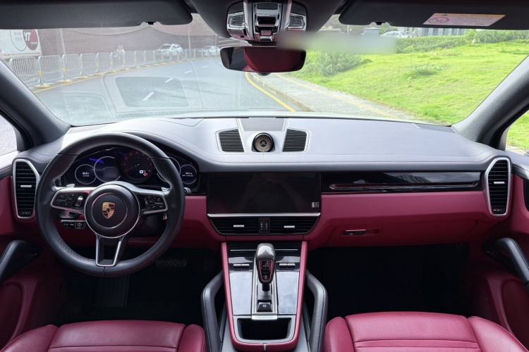 Used Porsche Cayenne 2023 Cayenne 3.0T Platinum Edition
