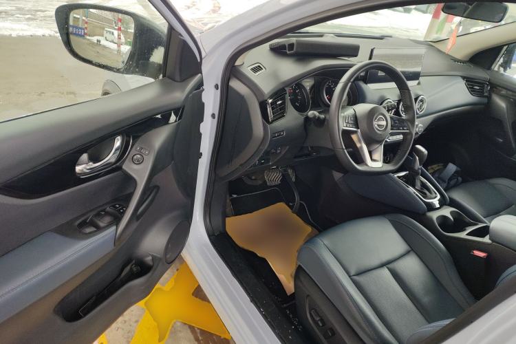 Used Nissan Qashqai 2025 Honor 2.0L CVT XV+ Leading Edition