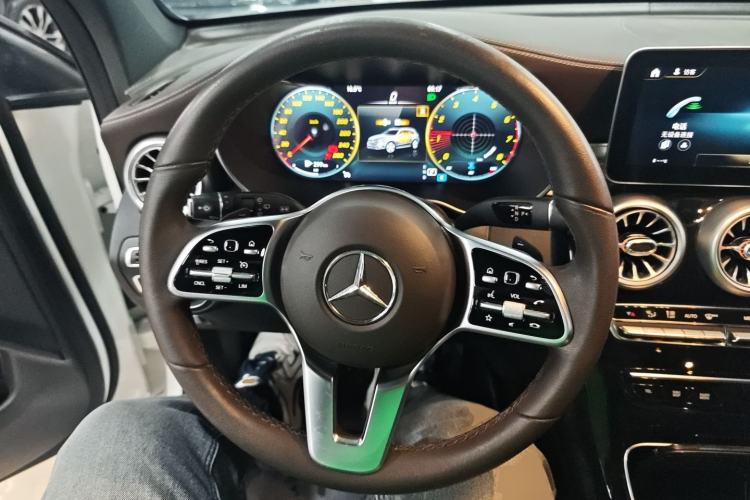 Used Mercedes-Benz GLC 2020 Facelift GLC 260 L 4MATIC Luxury Edition
