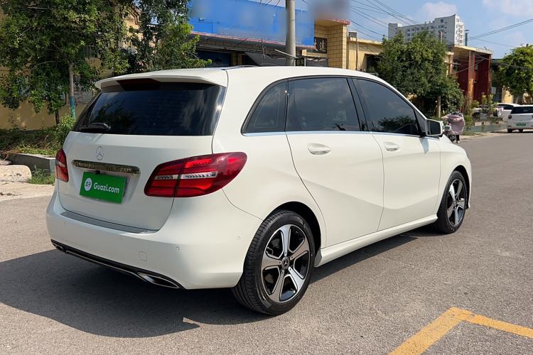 Used Mercedes-Benz B-Class 2017 B 200 Fashion Model
