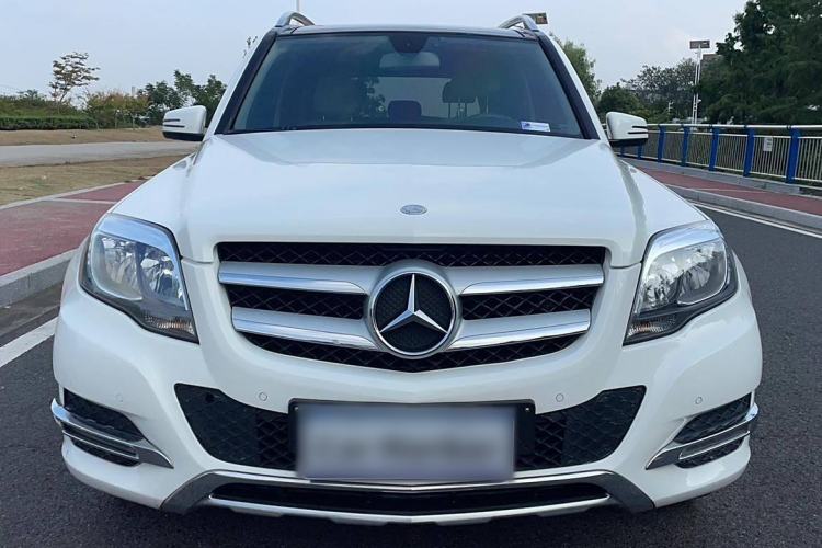 Used Mercedes-Benz GLK-Class 2013 GLK 300 4MATIC Dynamic Sunroof Model
