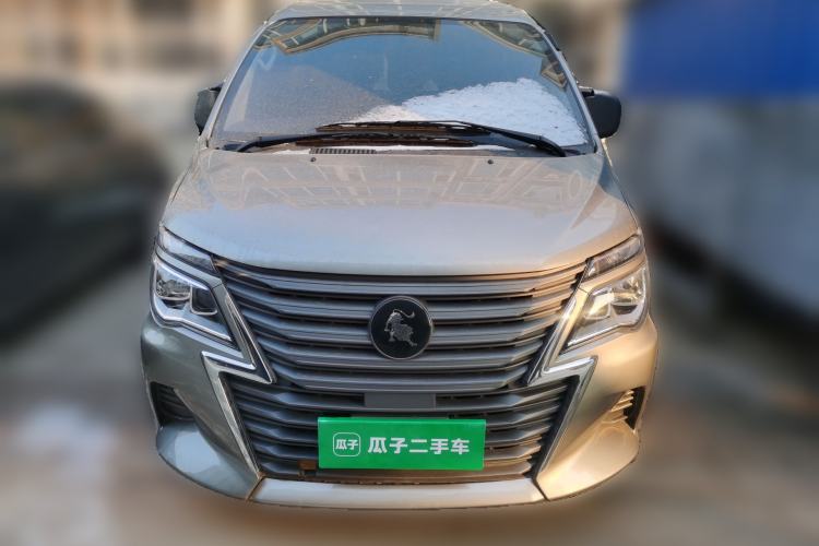 Used FORTHING Lingzhi 2023 M5 1.6L Practical Model 5 Seats