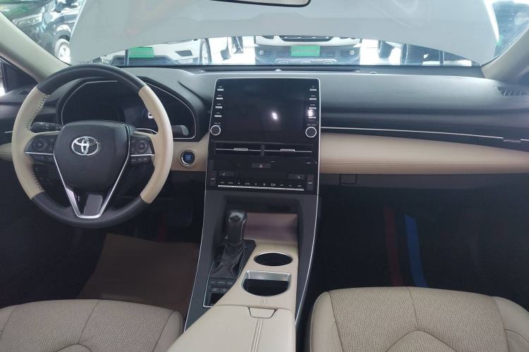 Used Toyota Avalon 2019 2.5L Touring Premium Version China VI Standard
