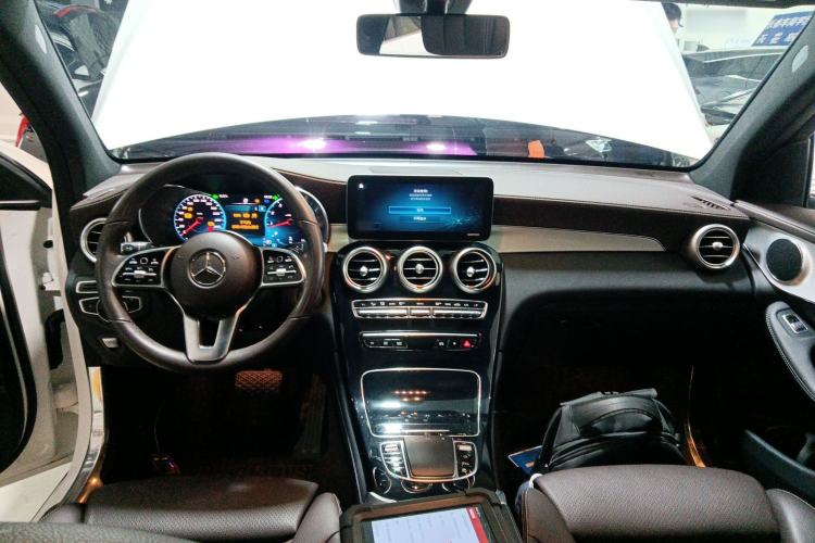 Used Mercedes-Benz GLC 2021 GLC 260 L 4MATIC Dynamic Edition
