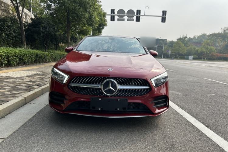 Used Mercedes-Benz A-Class 2021 A 200 L Sport Sedan Fashion Model
