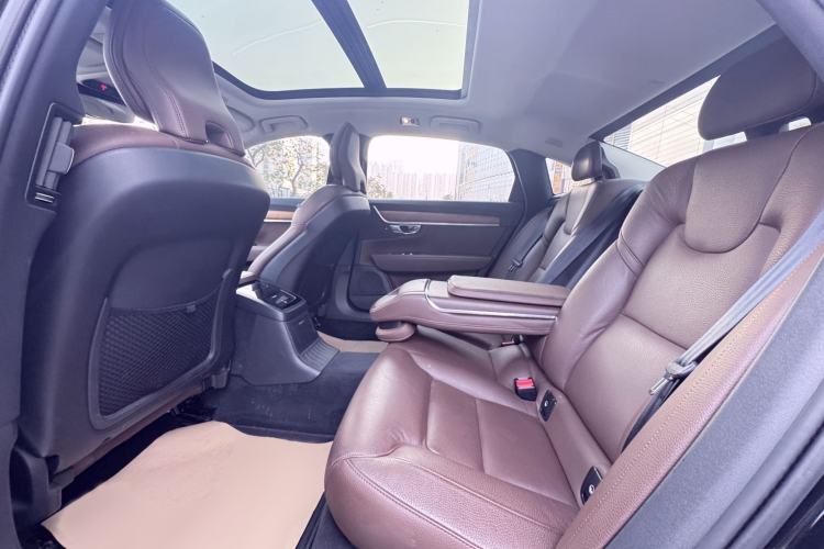 Used Volvo S90 New Energy 2020 T8 e-Drive Hybrid – Zhiyi Luxury Edition
