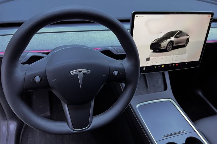 Used Tesla Model Y 2024 Rear-Wheel-Drive Version