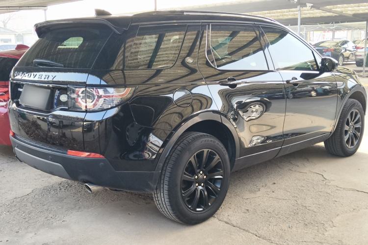 Used Land Rover Discovery Sport 2018 240 PS SE Version