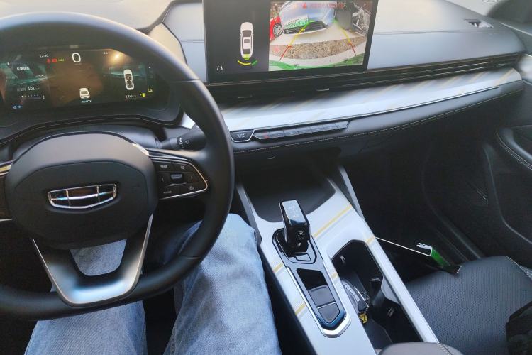 Used Geely Auto Emgrand L HiP 2024 Longteng Edition 1.5TD-DHT Pro 100KM Superior Model