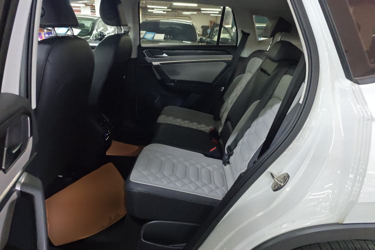 Used Volkswagen Tayron 2024 330TSI Two-Wheel Drive Luxury Plus Advanced Version
