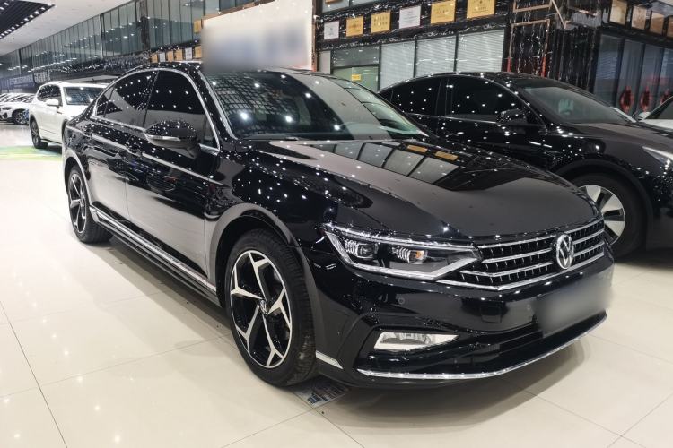 Used Volkswagen Magotan 2023 2 Million Units Limited Edition 330TSI DSG Leading Version