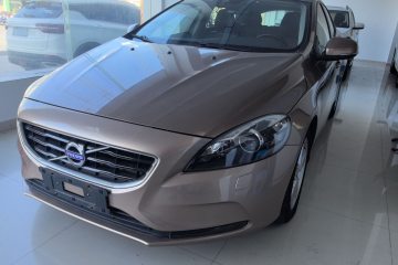 Used Volvo V40 2016 T3 Zhiyi Edition