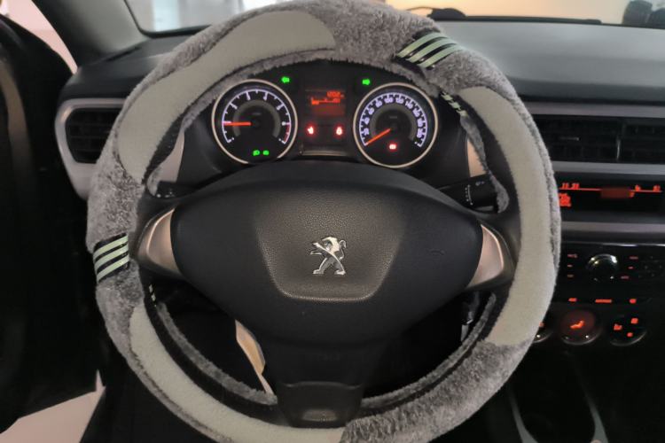 Used Peugeot 301 2014 1.6L Manual Luxury Edition
