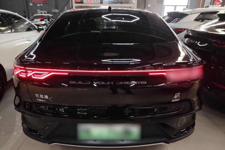 Used BYD Han 2025 DM-i Intelligent Driving Edition 125KM LiDAR Flagship Model
