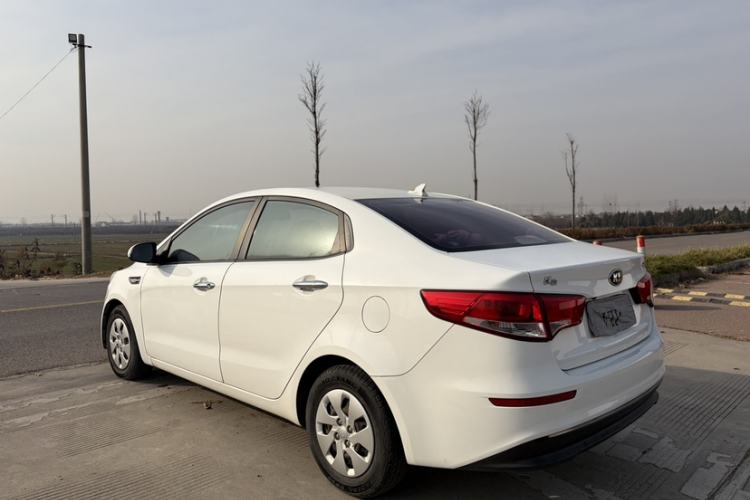 Used Kia K2 2015 Sedan 1.4L Automatic GLS
