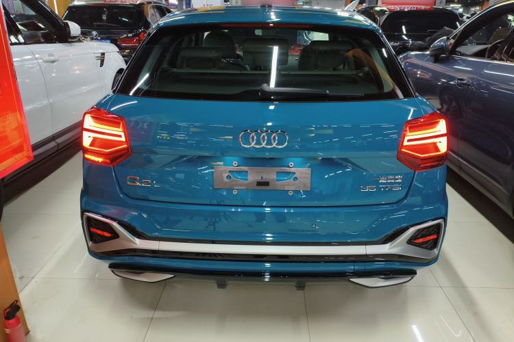 Used Audi Q2L 
