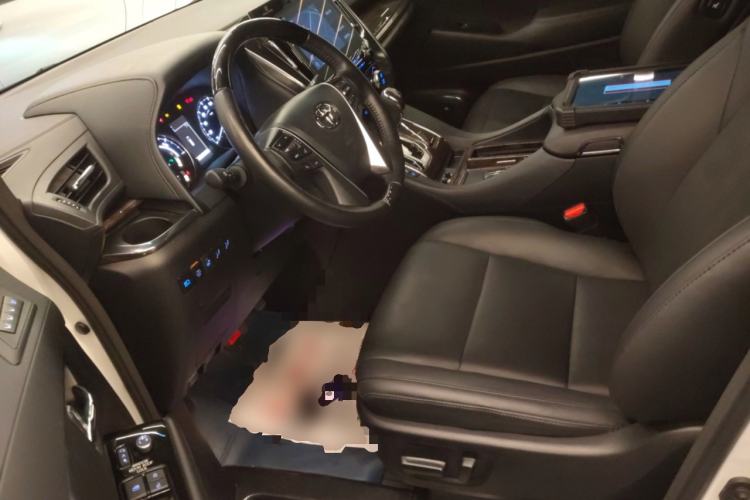 Used Toyota Vellfire 2021 Crown Dual-Engine 2.5L HV Prestige Edition
