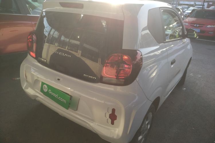 Used Roewe Clever 2021 302 km New Four-Seater Super-Efficient Version