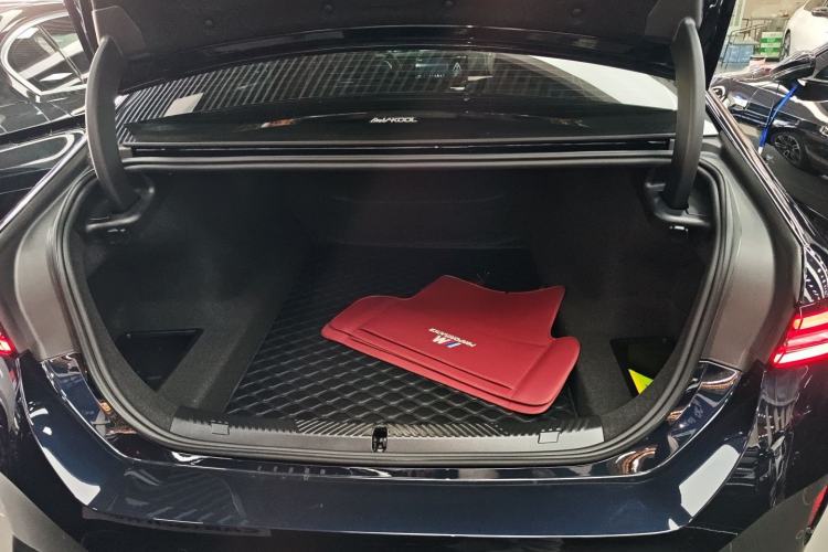 Used BMW 5 Series 2025 530Li Leading Model M Sport Package
