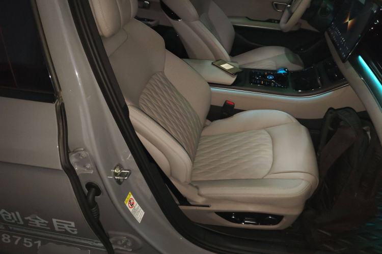 Used BYD Han 2025 DM-i Intelligent Driving Edition 125KM LiDAR Flagship Model