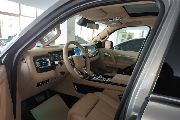 Used  BJ60 Leiting 2024 Magic Electric Drive Advanced Version 5 Seats
