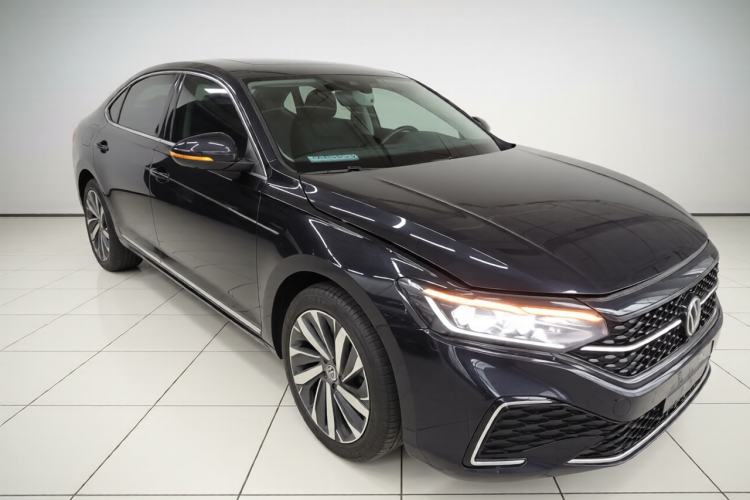 Used Volkswagen Passat 2022 330TSI Starry Luxury Edition

