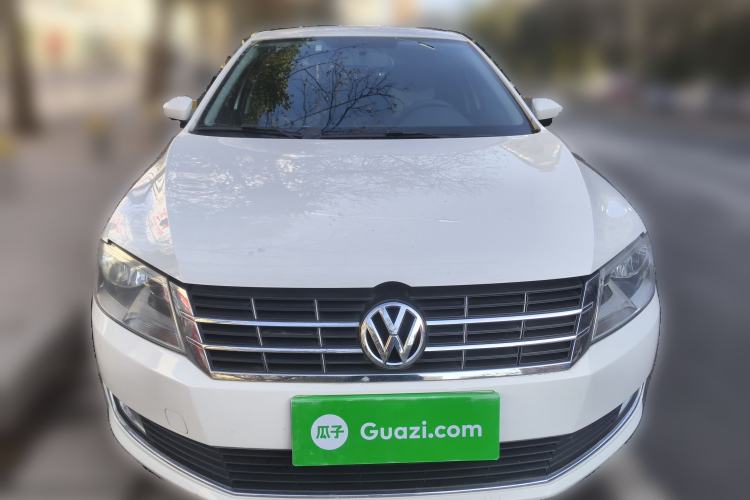 Used Volkswagen Gran Lavida 2013 1.6L Automatic Comfort Model
