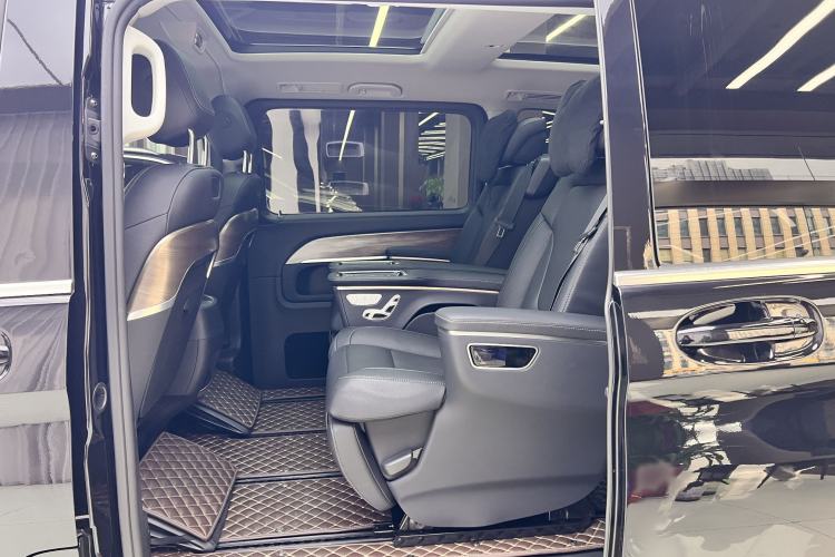 Used Mercedes-Benz V-Class 2020 V 260 Prestige Edition
