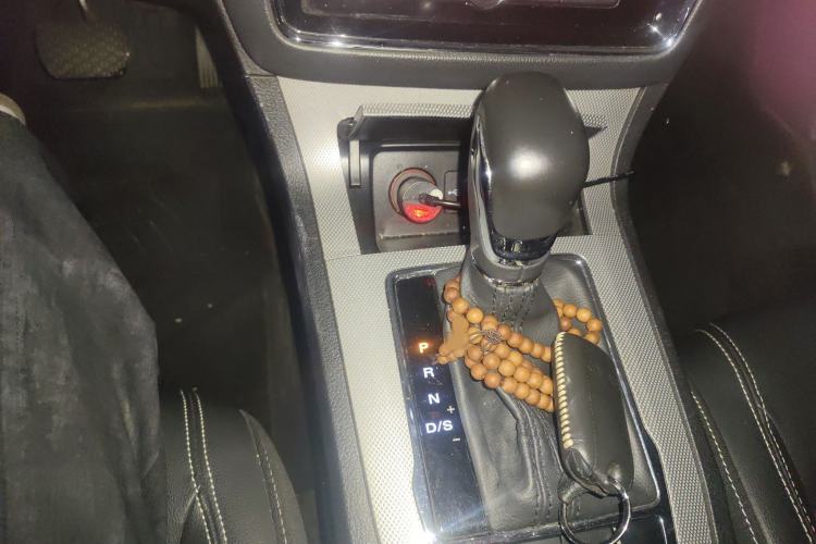 Used Roewe RX5 2019 20T Two-Wheel Drive Automatic 4G Connected Platinum Edition
