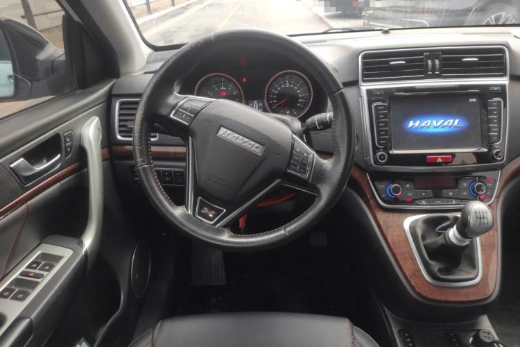 Used Haval H6 2017 Red-Label Sport Edition 1.5T Manual Two-Wheel Drive Elite Model
