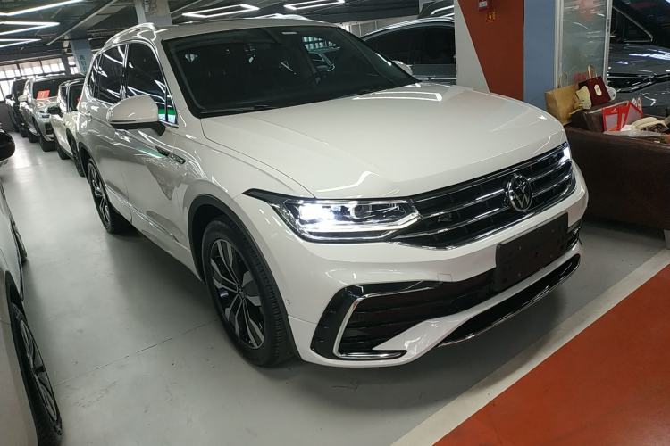 Used Volkswagen Tiguan L 2022 380TSI Automatic All-Wheel Drive R-Line Enhanced Comfort 7-Seater
