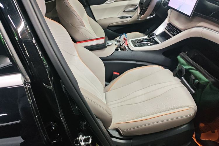 Used BYD Song Pro New Energy 2024 HONOR Edition DM-i 110KM Excellence Model
