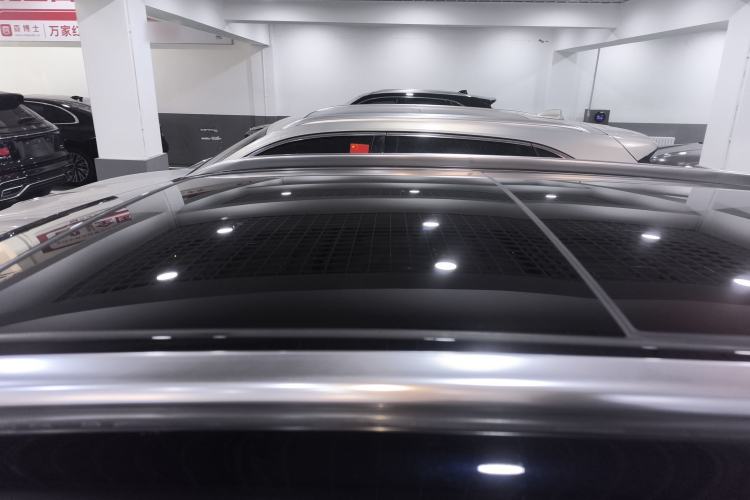 Used Hongqi HS5 2023 2.0T Qixiang Pro Edition
