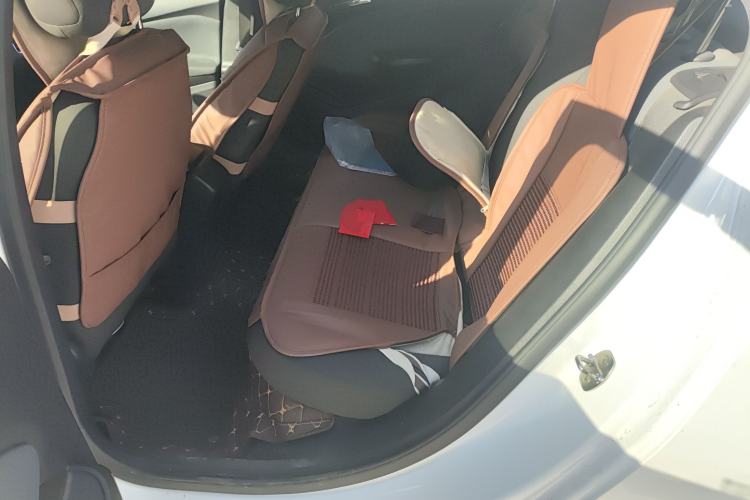 Used Chevrolet Cruze 2017 1.5L Automatic Pioneer Sunroof Edition
