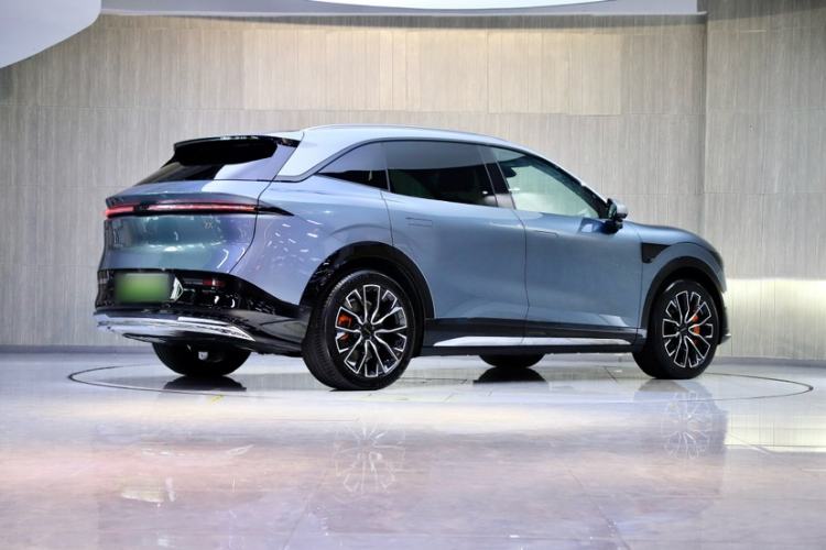 Used Zeekr 7X 2025 100 kWh Long-Range Rear-Wheel Drive with Intelligent Driving Features