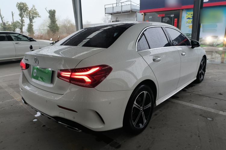 Used Mercedes-Benz A-Class 2022 Second Facelift A 200 L Sport Sedan Fashion Version
