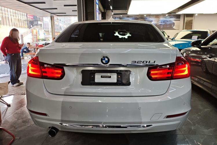 Used BMW 3 Series 2014 320Li Fashion Model
