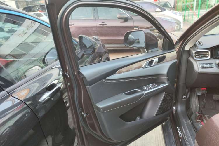 Used Lynk & Co 01 2017 2.0T Two-Wheel Drive Pro Edition
