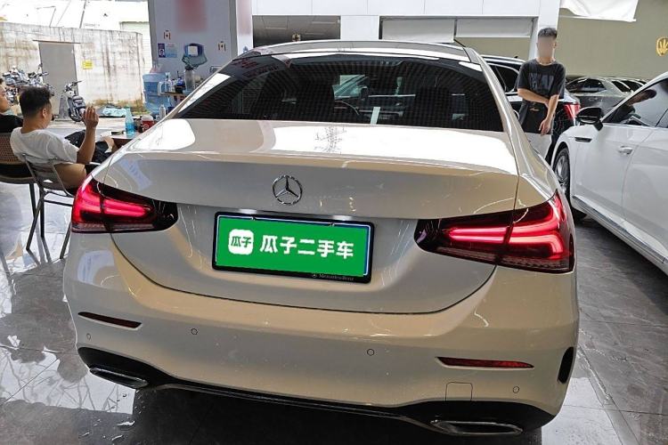 Used Mercedes-Benz A-Class 2022 Revised Version A 200 L Sport Sedan Fashionable Style
