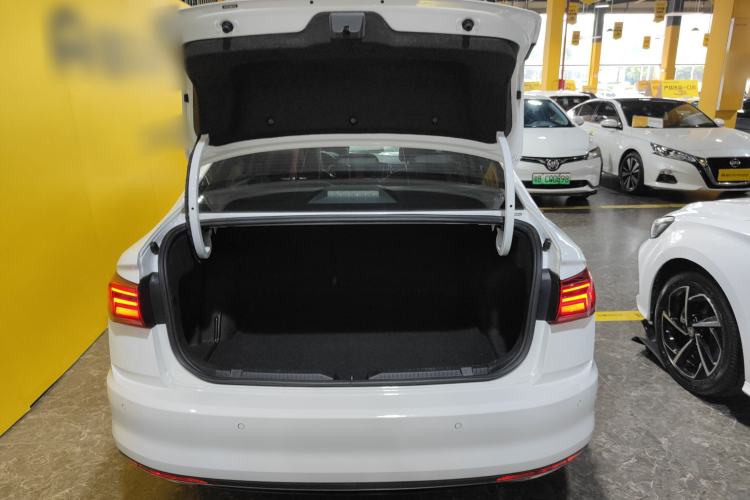 Used Volkswagen Bora 2021 1.5L Automatic Elite Smart Connect Edition
