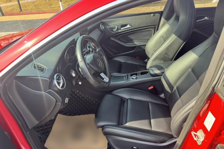 Used Mercedes-Benz CLA 2017 Facelifted CLA 200 Stylish Edition
