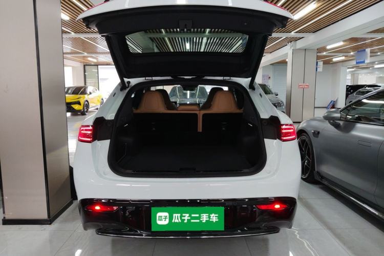 Used Hima Luxeed R7 2024 All-Electric 736 km Ultra