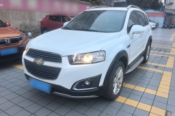 Used Chevrolet Captiva 2015 2.4L 4x4 Flagship Edition 7-Seater