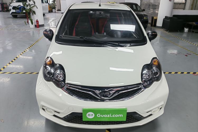 Used BYD F0 2015 1.0L AMT Joyful Cool Model
