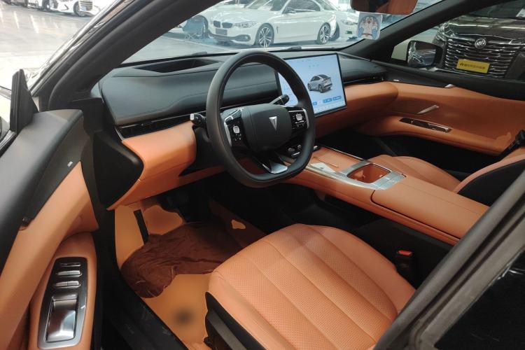 Used  L07 2024 530Max Pure Electric Version