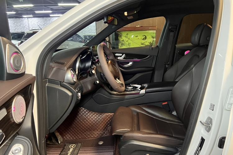 Used Mercedes-Benz GLC 2017 GLC 260 4MATIC Luxury Model