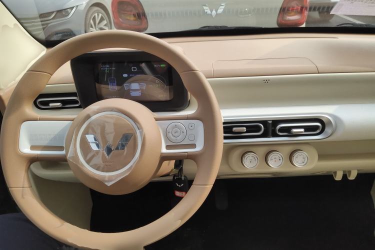 Used Wuling Hongguang MINIEV 2024 3rd Generation 215km Youth Edition