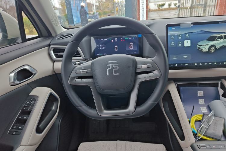 Used BYD Yuan UP 2025 Intelligent Driving Version 401 KM Dynamic Edition