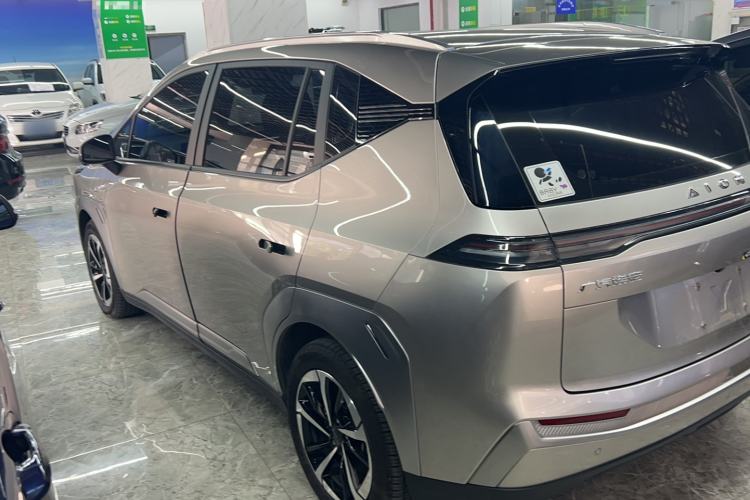 Used AION Y 2023 Younger Star Edition
