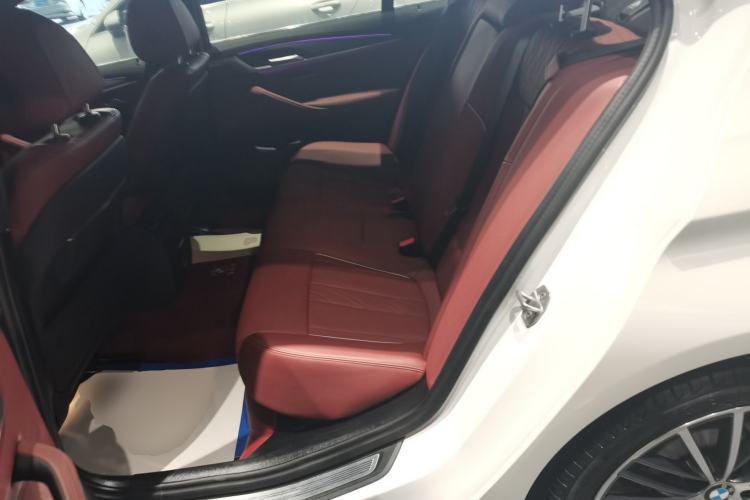 Used BMW 5 Series 2022 Second Facelift 530Li Leading Edition M Sport Package
